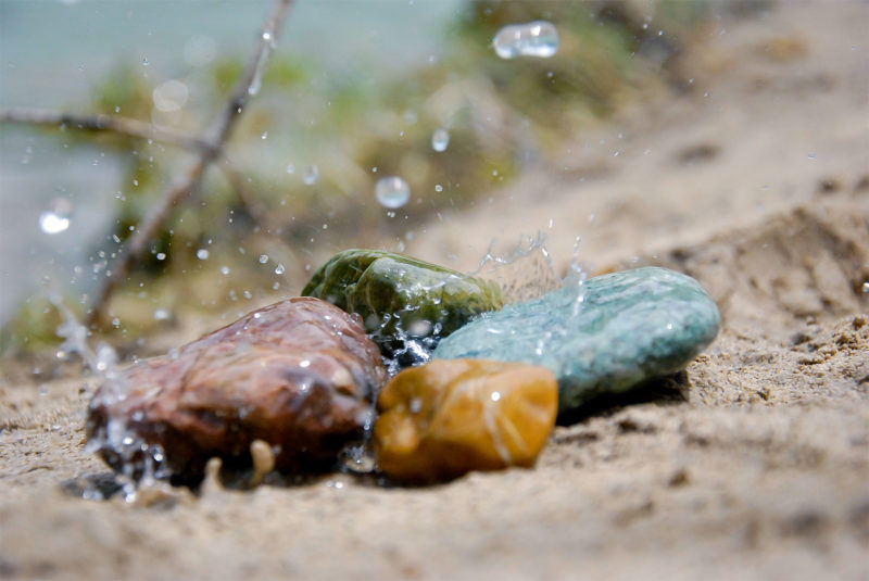 Wasser auf Steinen Webfoto-Oberland
